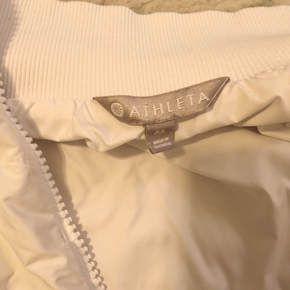 Athleta Fjord Hybrid PrimaLoft® JACKET - Picture 7 of 7